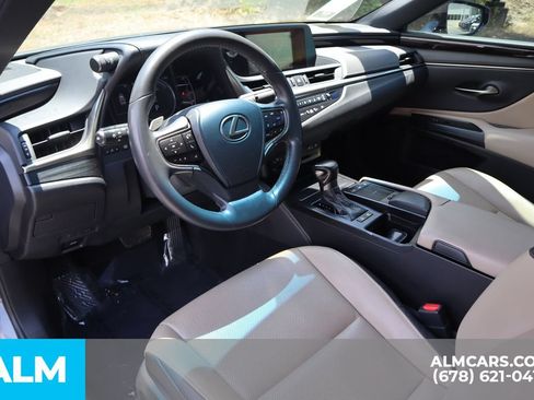 Used 2020 Lexus ES 300h w/ Premium Package FWD image 10