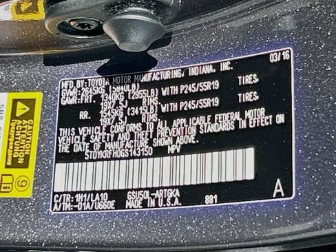 Used 2016 Toyota Highlander Limited Platinum FWD image 35