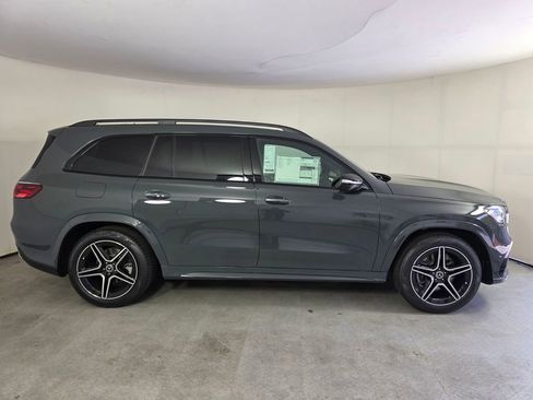 New 2026 Mercedes-Benz GLS 450 4MATIC image 3