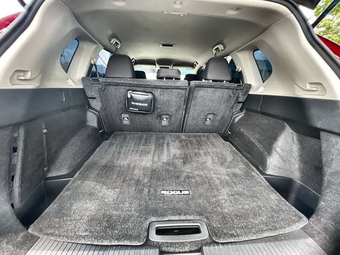 Used 2023 Nissan Rogue S FWD image 24