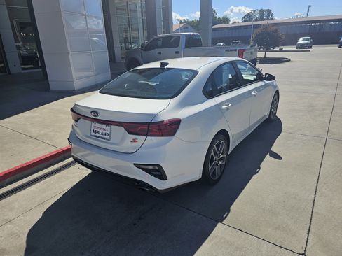 Used 2019 Kia Forte S w/ S Premium Package image 4