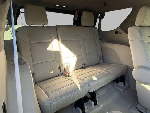 Used 2026 Cadillac Escalade Platinum Sport w/ LPO, ONYX Package image 17