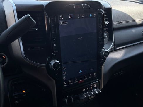 Used 2024 RAM 2500 Laramie image 15