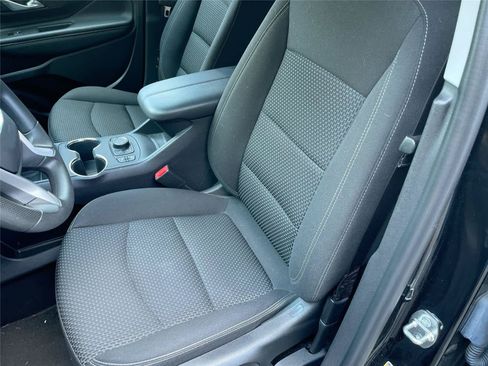 Used 2024 GMC Terrain SLE w/ Driver Convenience Package AWD/4WD image 12