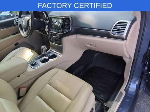 Certified 2020 Jeep Grand Cherokee Limited w/ Premium Lighting Group AWD/4WD image 38