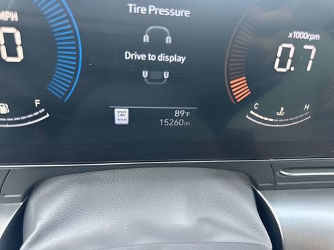 Used 2025 Hyundai Kona SEL image 22