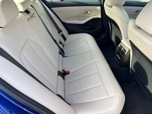 Used 2026 BMW 330i Sedan w/ M Sport Package RWD image 14