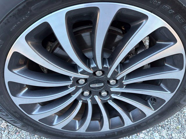 Used 2023 Lincoln Aviator AWD w/ Premium Package image 6