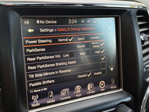 Used 2016 Jeep Grand Cherokee Overland image 47