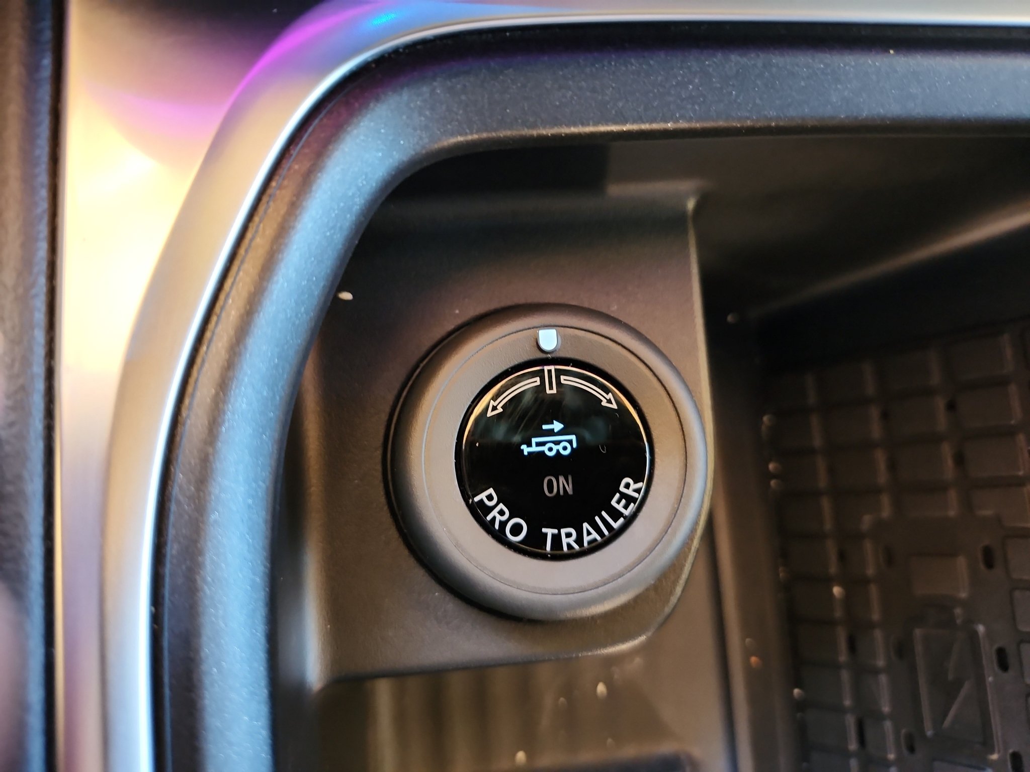 Used 2025 Ford Expedition Tremor AWD/4WD image 11