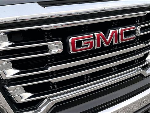 Used 2019 GMC Sierra 1500 SLT w/ SLT Premium Plus Package image 29