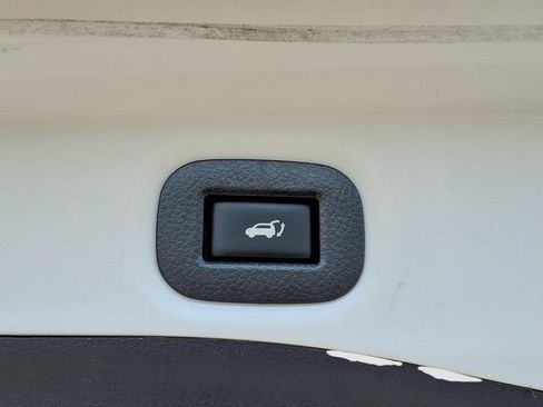 Used 2020 Nissan Rogue SL AWD/4WD image 28