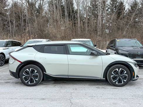 Used 2022 Kia EV6 Wind image 7