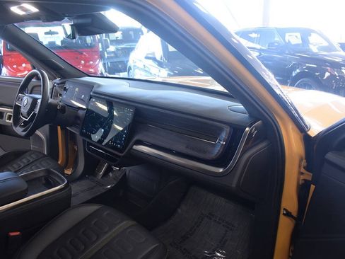 Used 2022 Rivian R1T Adventure AWD/4WD image 9