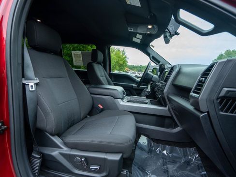 Used 2018 Ford F150 XLT w/ Equipment Group 302A Luxury AWD/4WD image 23