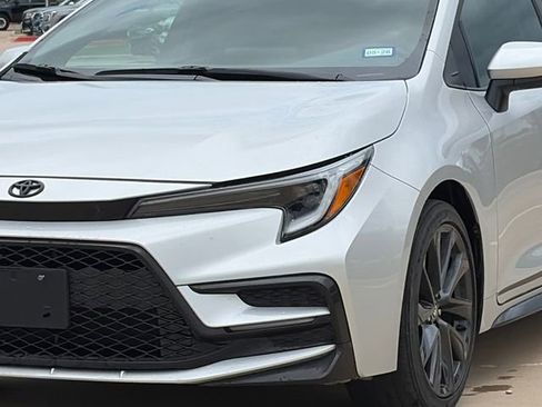 Used 2024 Toyota Corolla SE image 4
