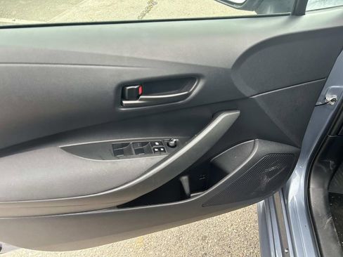 Used 2022 Toyota Corolla LE image 15
