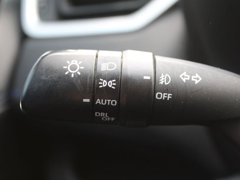 Used 2019 Toyota RAV4 XSE image 29