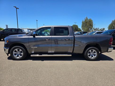 Used 2023 RAM 1500 Laramie AWD/4WD image 5