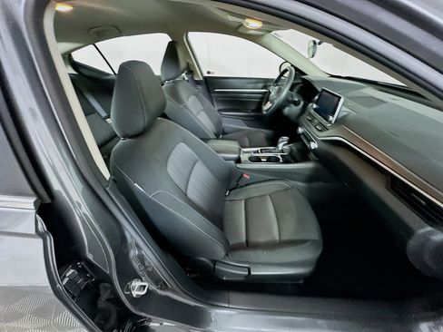 Used 2023 Nissan Altima 2.5 SV image 28