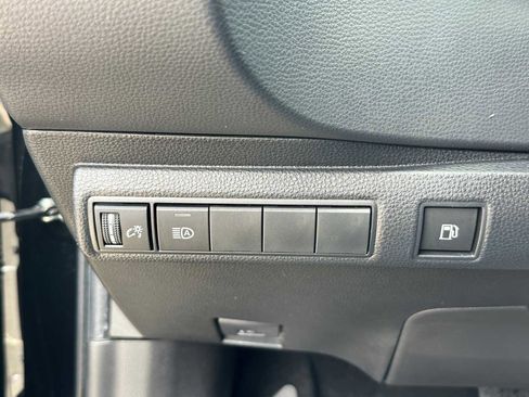 Used 2024 Toyota Corolla LE FWD image 16