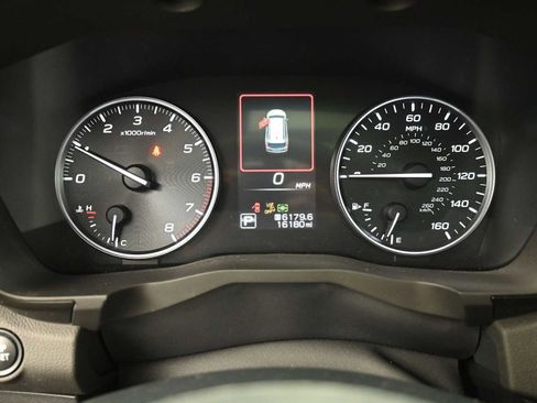 Used 2025 Subaru Ascent Bronze Edition image 7