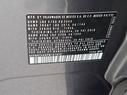 Certified 2023 Volkswagen Tiguan SE w/ Panoramic Sunroof Package image 34