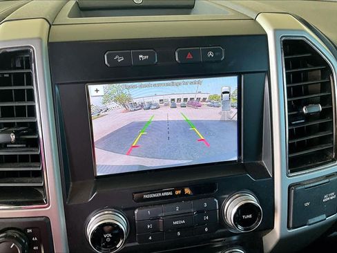 Used 2018 Ford F150 Lariat w/ Equipment Group 501A Mid AWD/4WD image 28