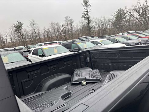 Used 2025 Chevrolet Silverado 3500 LTZ w/ LTZ Premium Package image 14