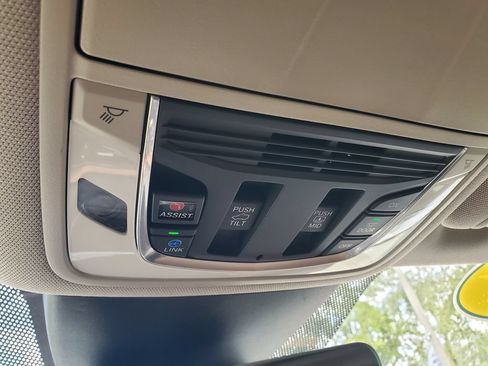 Used 2023 Acura MDX FWD w/ Technology Package image 37