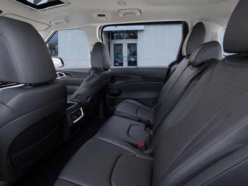 New 2026 Kia Carnival SX Prestige image 18