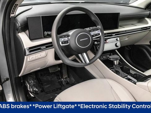 Used 2025 Hyundai Tucson SEL image 5