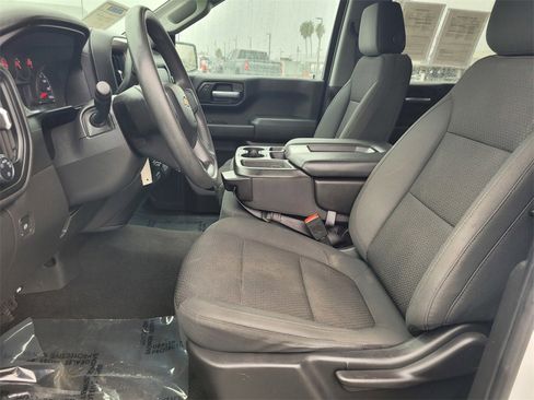 Used 2020 Chevrolet Silverado 1500 Custom w/ Custom Value Package image 15