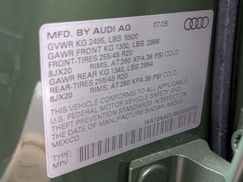Used 2025 Audi Q5 Premium Plus w/ Premium Plus AWD/4WD image 17