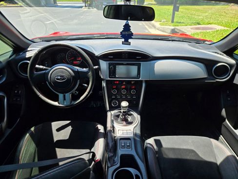 Used 2014 Subaru BRZ Limited RWD image 12