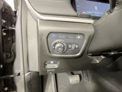 Used 2024 Jeep Grand Cherokee Limited 4xe AWD/4WD image 20