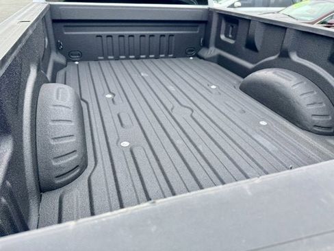 Used 2018 Ford F250 XL w/ Power Equipment Group image 6