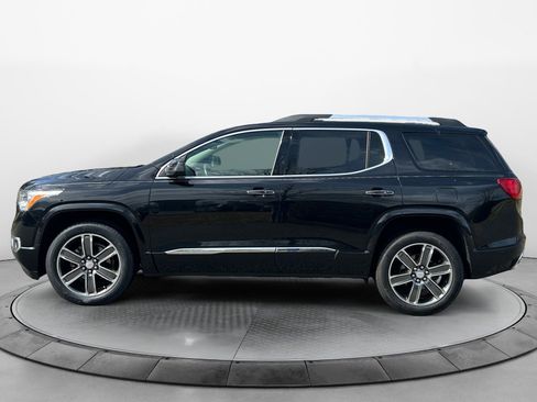 Used 2017 GMC Acadia Denali w/ LPO, Cargo Package image 4