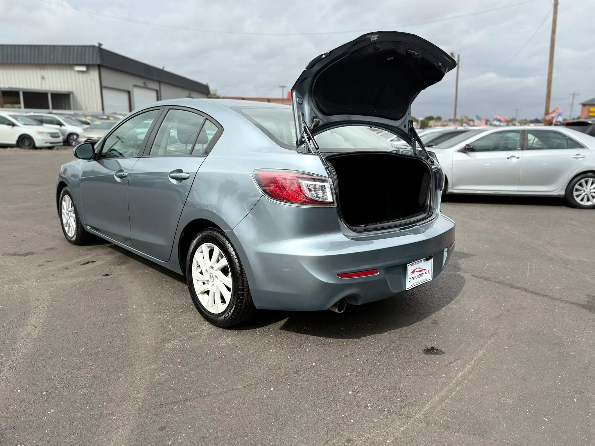 Used 2012 MAZDA MAZDA3 i Touring FWD image 39
