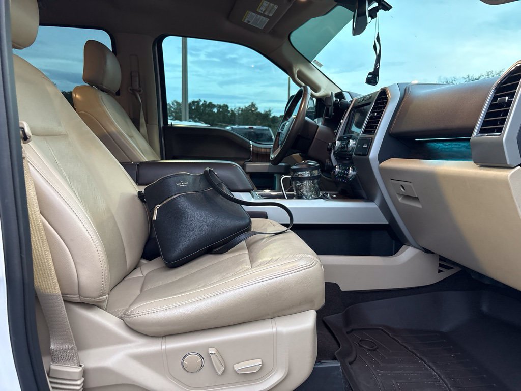 Used 2018 Ford F150 Lariat w/ Equipment Group 502A Luxury AWD/4WD image 13