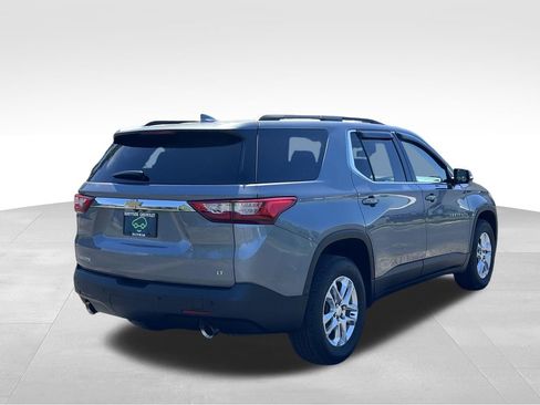 Certified 2021 Chevrolet Traverse LT FWD image 2