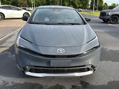 New 2025 Toyota Prius Plug-In Hybrid image 7