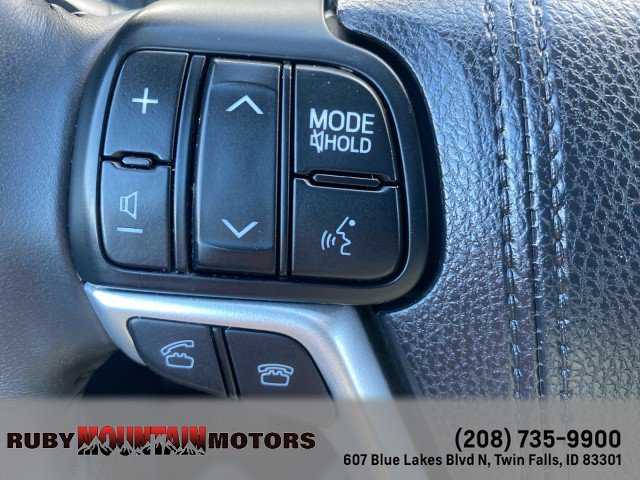Used 2016 Toyota Highlander XLE w/ Protection Package #3 AWD/4WD image 17