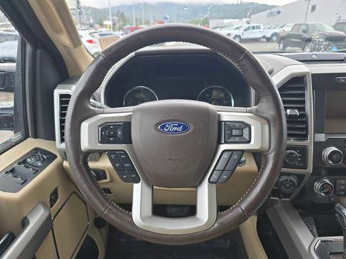 Used 2019 Ford F150 Lariat w/ Equipment Group 502A Luxury image 11