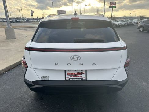 Used 2024 Hyundai Kona SEL image 6
