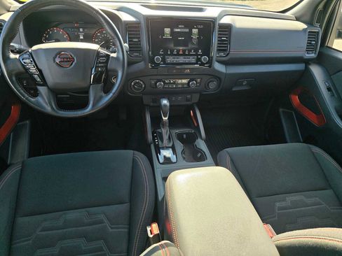 Used 2023 Nissan Frontier PRO-4X w/ Technology Package image 18
