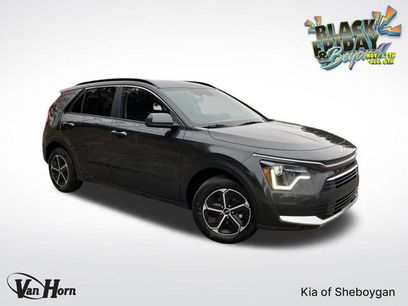 New 2025 Kia Niro LX