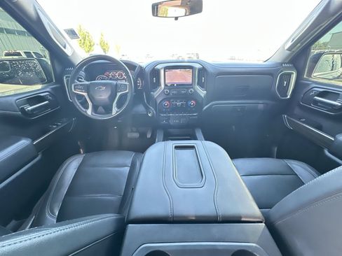 Used 2019 Chevrolet Silverado 1500 LT Trail Boss AWD/4WD image 19
