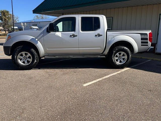 Used 2014 Nissan Frontier S AWD/4WD image 3
