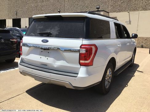 Used 2019 Ford Expedition Max XLT w/ Equipment Group 201A AWD/4WD image 5